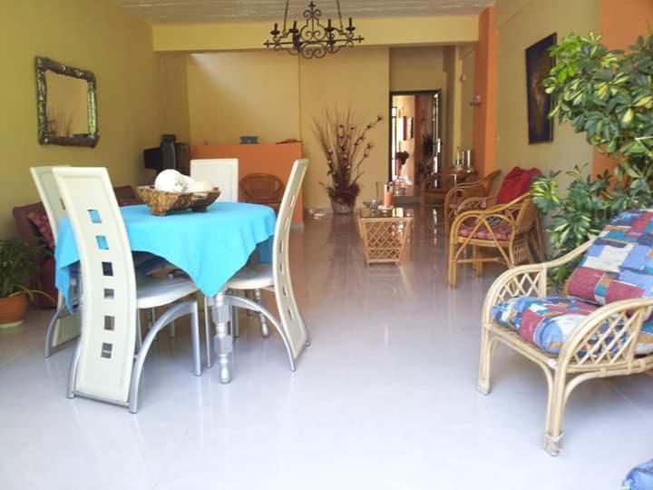Ιωλκοσ Aparthotel Loutrá Edipsoú Eksteriør bilde