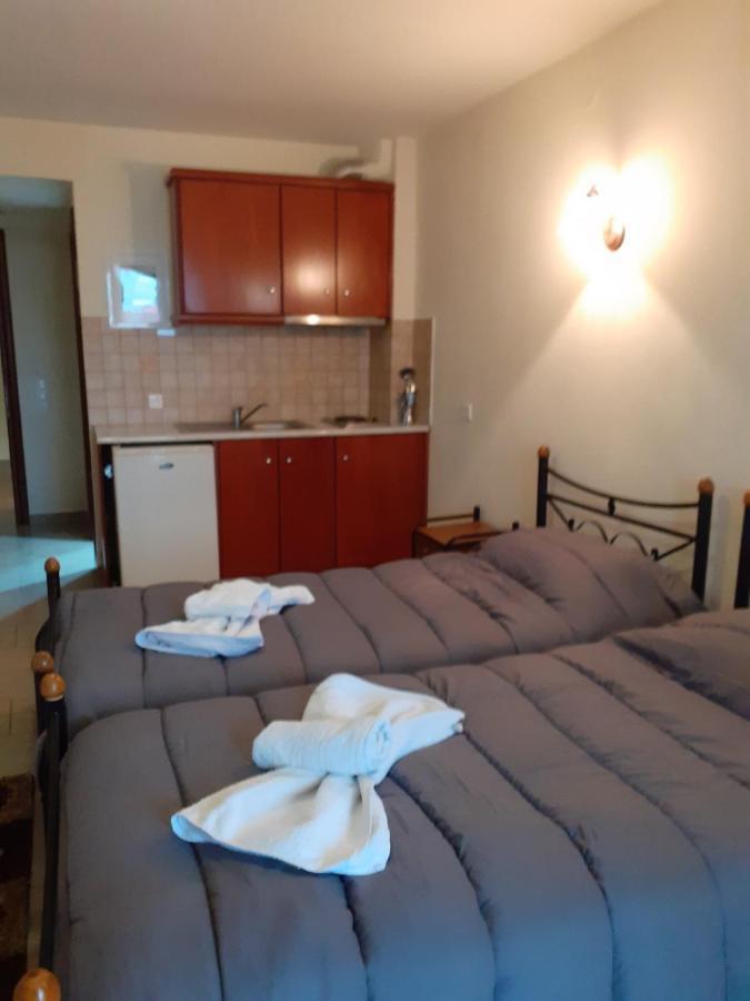 Ιωλκοσ Aparthotel Loutrá Edipsoú Eksteriør bilde