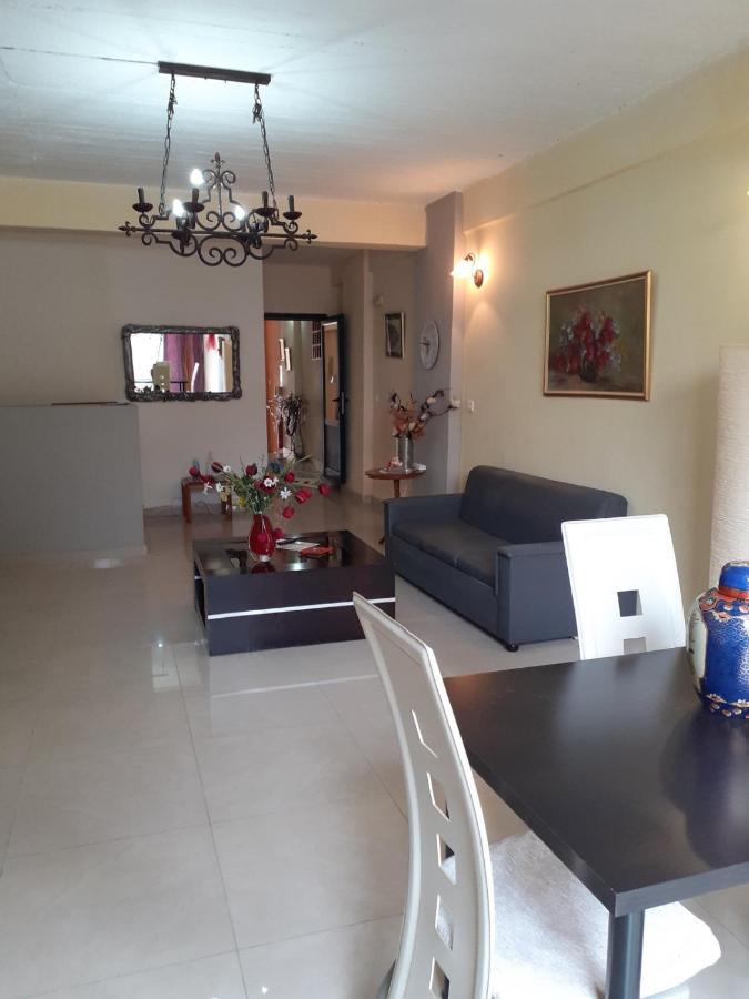 Ιωλκοσ Aparthotel Loutrá Edipsoú Eksteriør bilde