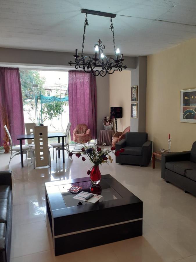Ιωλκοσ Aparthotel Loutrá Edipsoú Eksteriør bilde